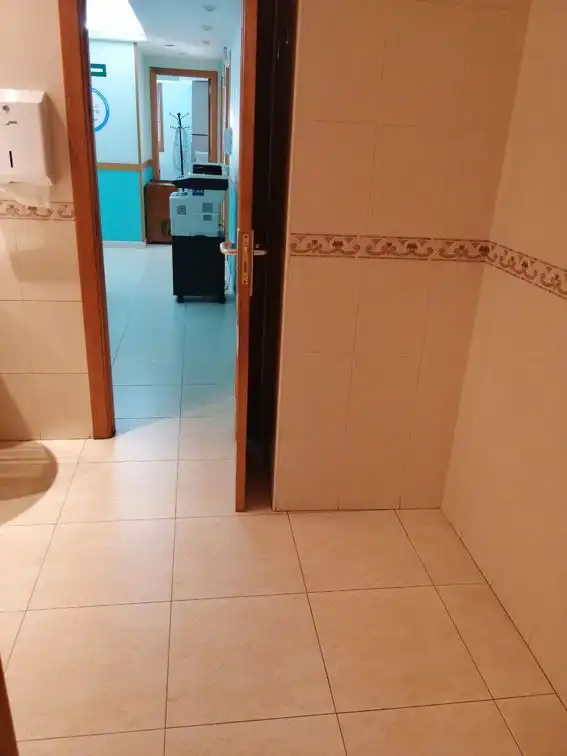 Geschaftsraum zur Miete in A Coruña Capital  mit Heizung
