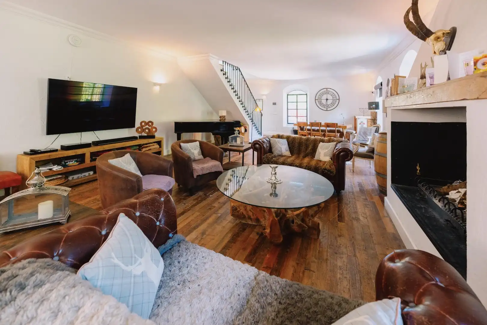 Sala de estar de Finca rústica en venta en Setenil de las Bodegas