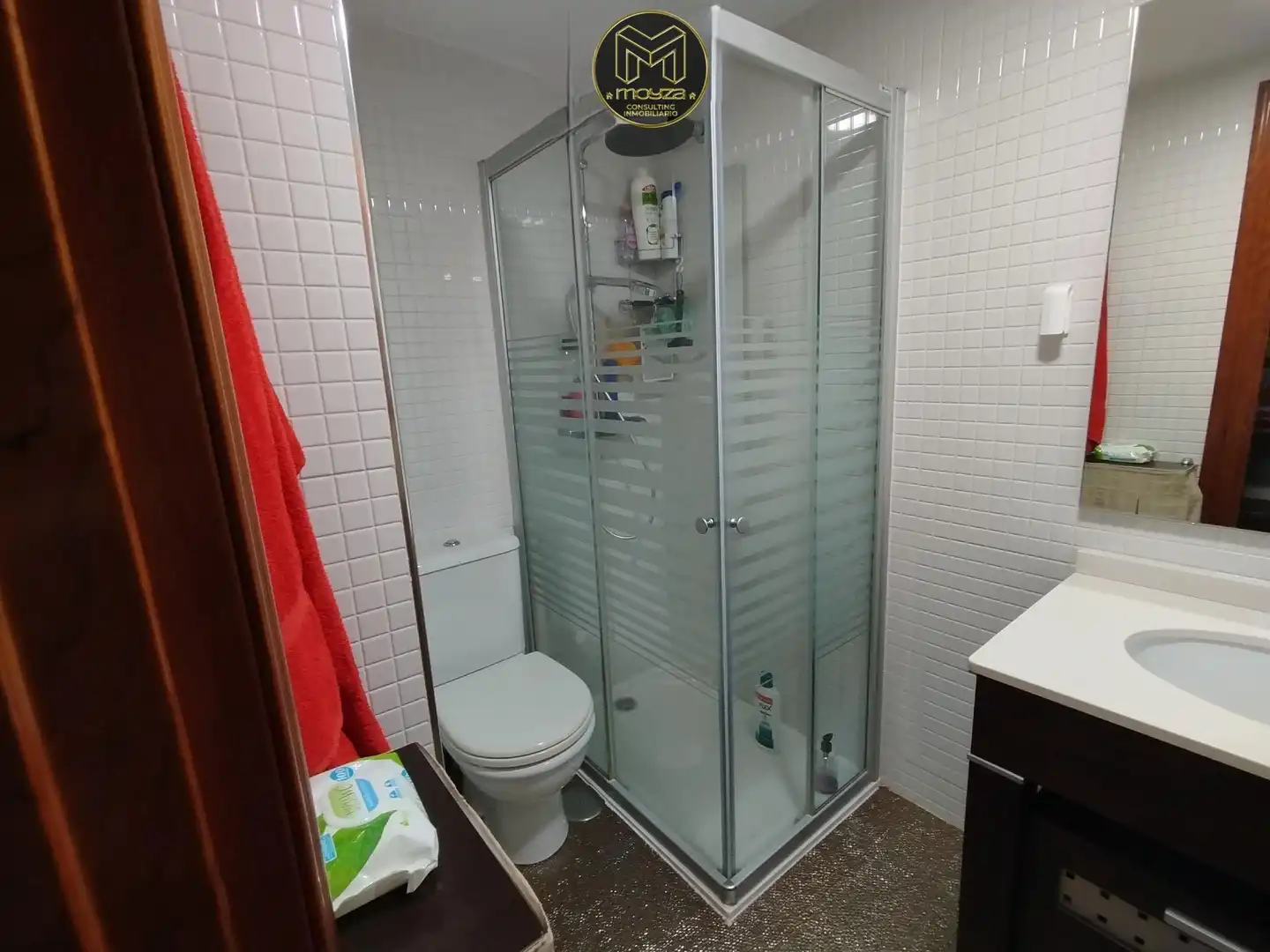 Baño de Piso en venta en Jaén con Jardín privado, Trastero y Balcón