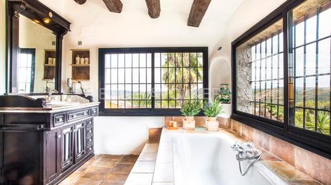 Foto 3 de Edificio en venta en Canyelles, Barcelona