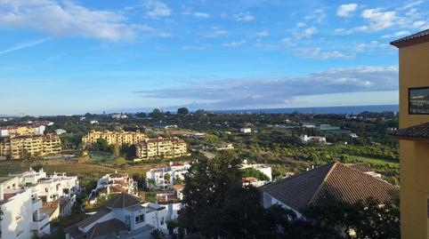 Foto 4 de Apartamento en venta en La Concha - Resina Golf, Málaga