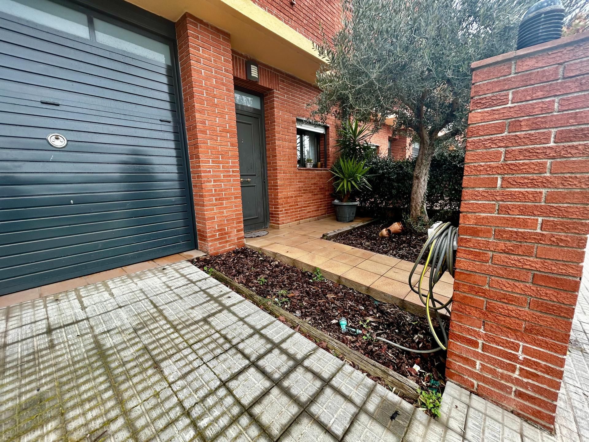 Casa adosada en venda a Maçanet de la Selva pueblo