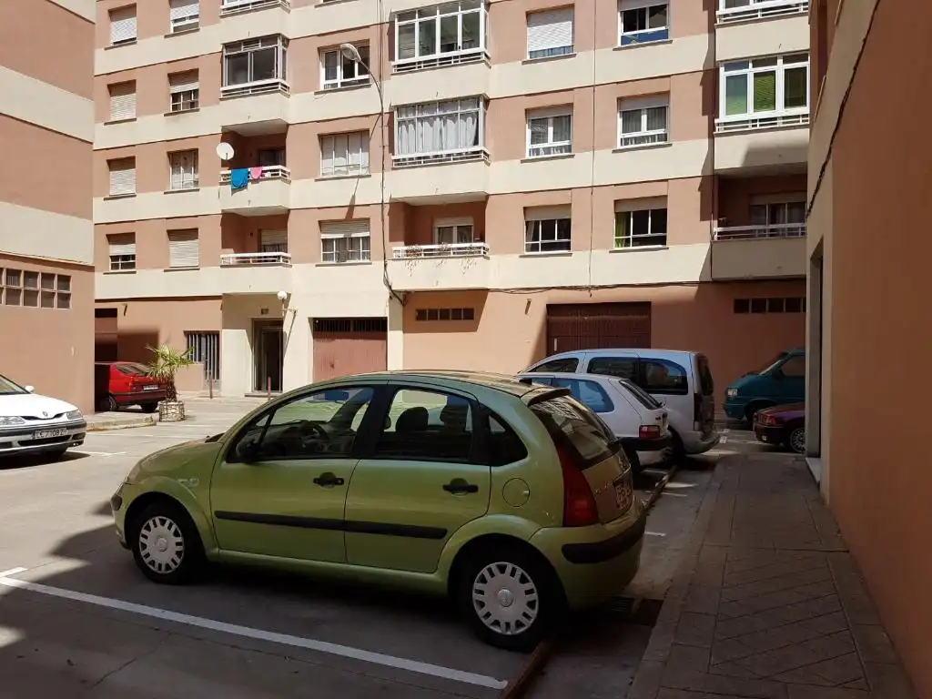 Aparcament en venda a C/ San Guillermo