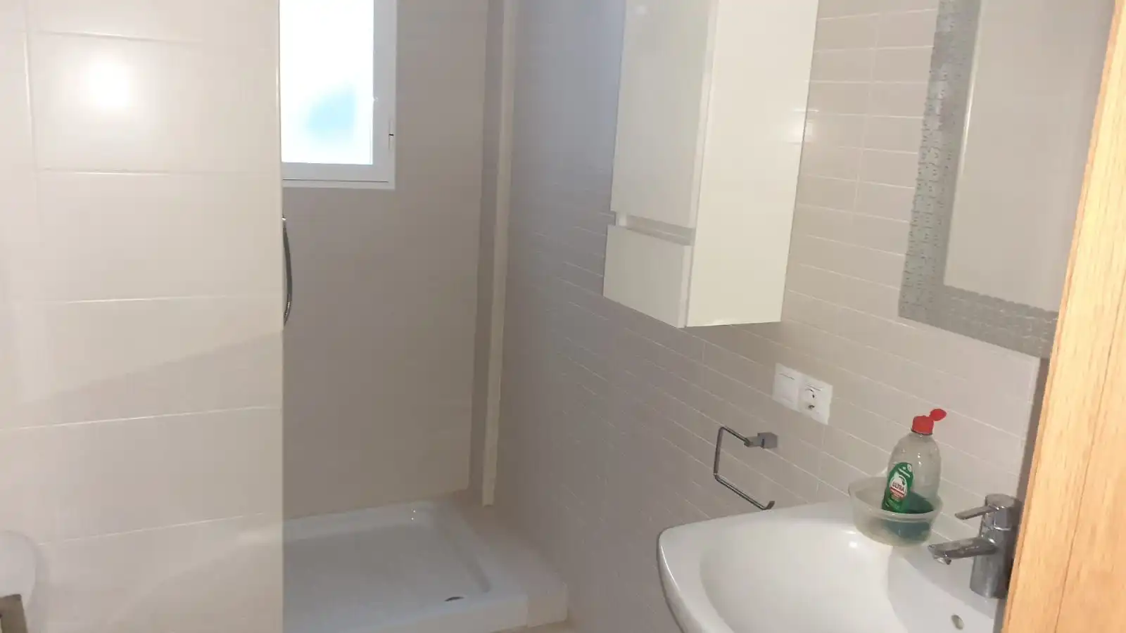 Baño de Piso en venta en Piles con Aire acondicionado, Calefacción y Amueblado