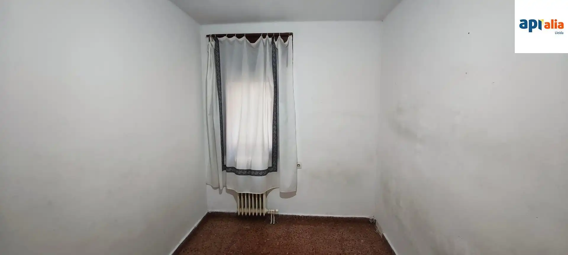 Habitación de Piso en venta en Lleida con Calefacción
