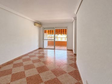 Wohnung mit Pool zum Verkauf in Calle Infantes 16