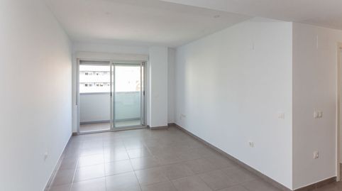 Foto 5 de Piso en venta en C/ Plus Ultra - Conjunto Res Grupo Simancas - , Centro Histórico, Gandia