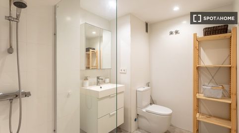 Foto 5 de Piso de alquiler en En Corts - Doctor Waksman, Valencia Capital