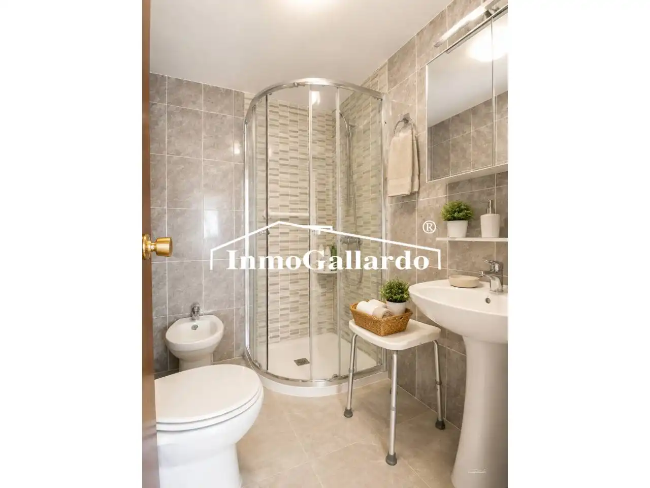 Baño de Piso en venta en Málaga con Aire acondicionado y Terraza