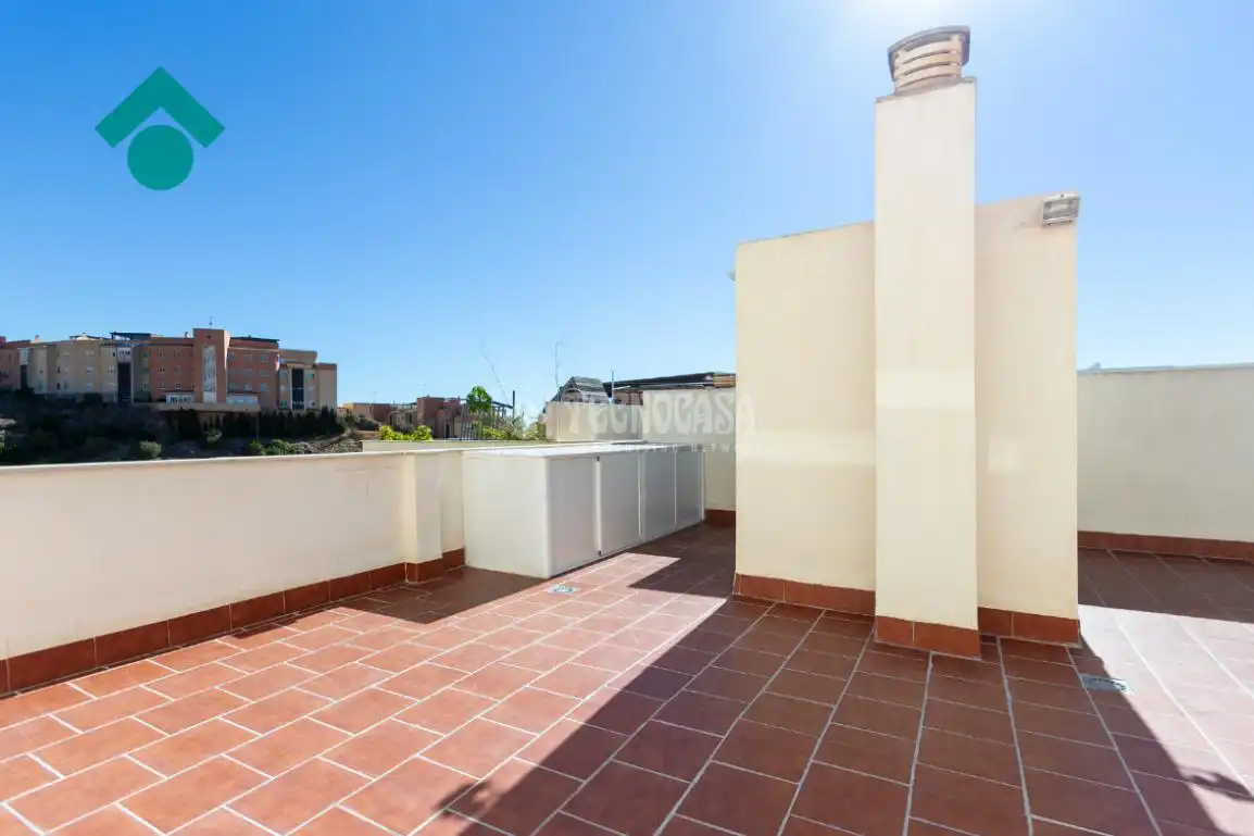 Terrassa de Àtic en venda en Rincón de la Victoria amb Calefacció, Terrassa i Piscina comunitària