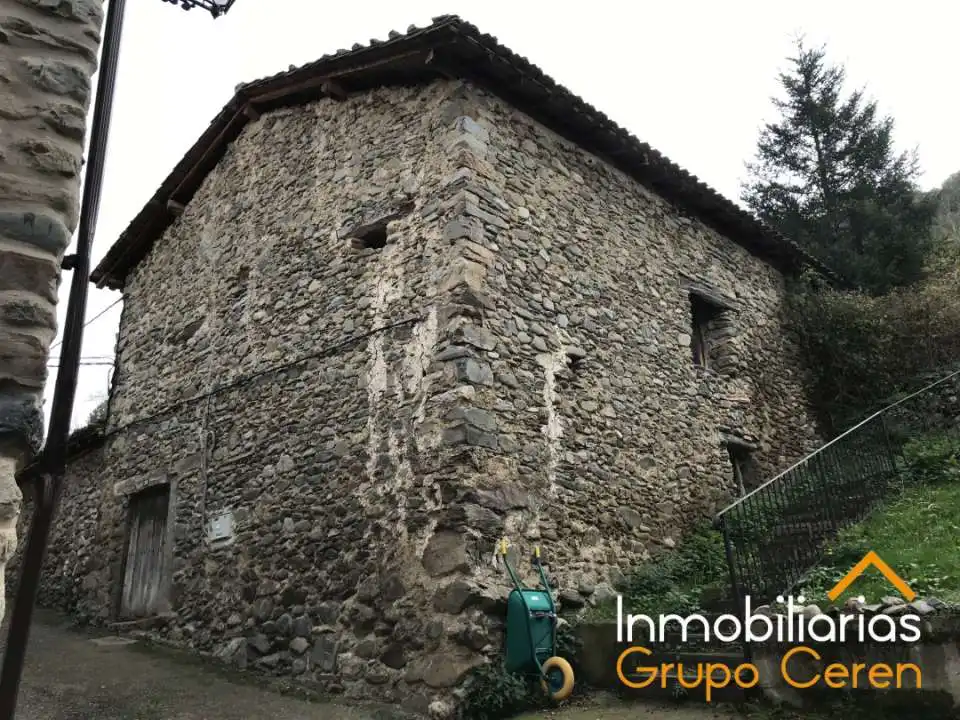 Edifici en venda a Ezcaray