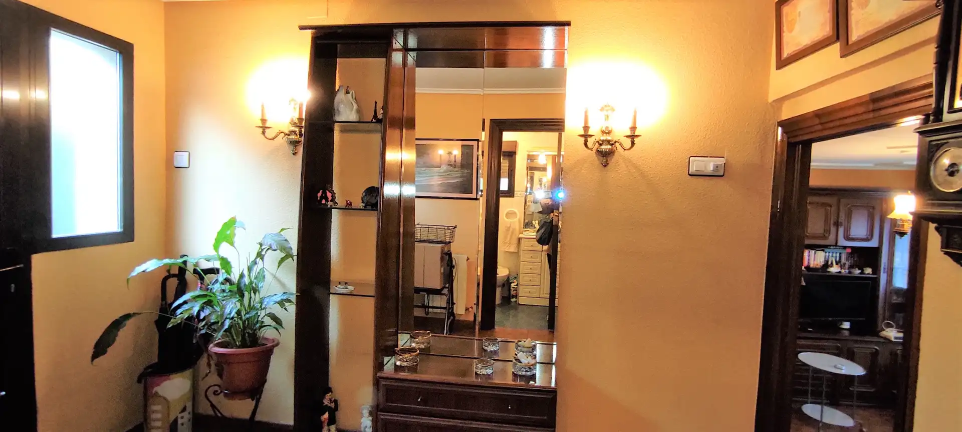 Casa adosada en venta en Valle de Trápaga-Trapagaran con Calefacción, Jardín privado y Terraza