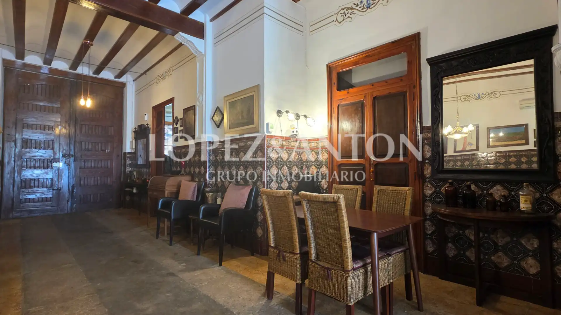 Detached homes for sale in La Pobla de Vallbona  with Air Conditioner, Terrace and Swimming Pool