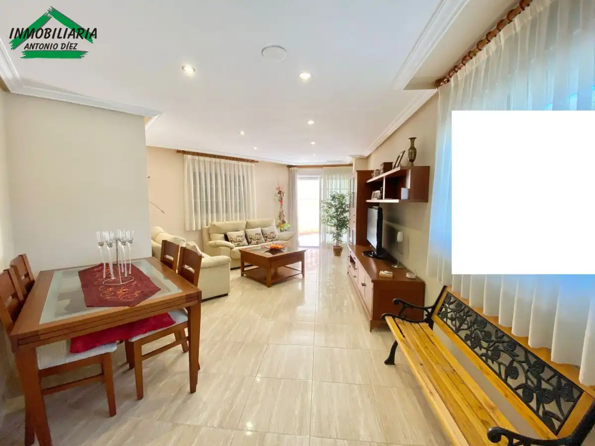 Sala d'estar de Casa o xalet en venda en Aspe amb Aire condicionat, Terrassa i Moblat