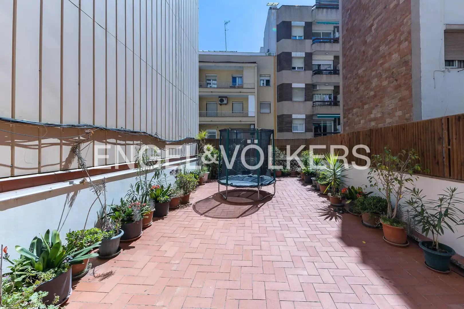 Terrassa de Casa o xalet en venda en  Barcelona Capital amb Aire condicionat, Calefacció i Jardí privat