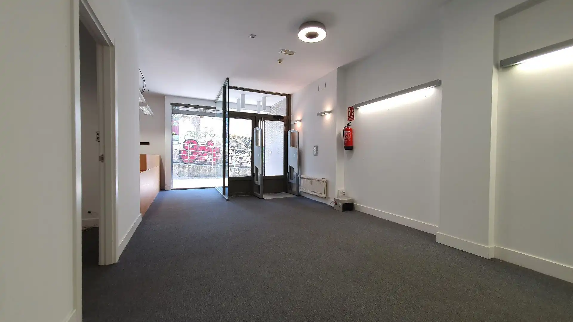 Business premises to rent in Centro - Mendibil - Santiago, imagen 8