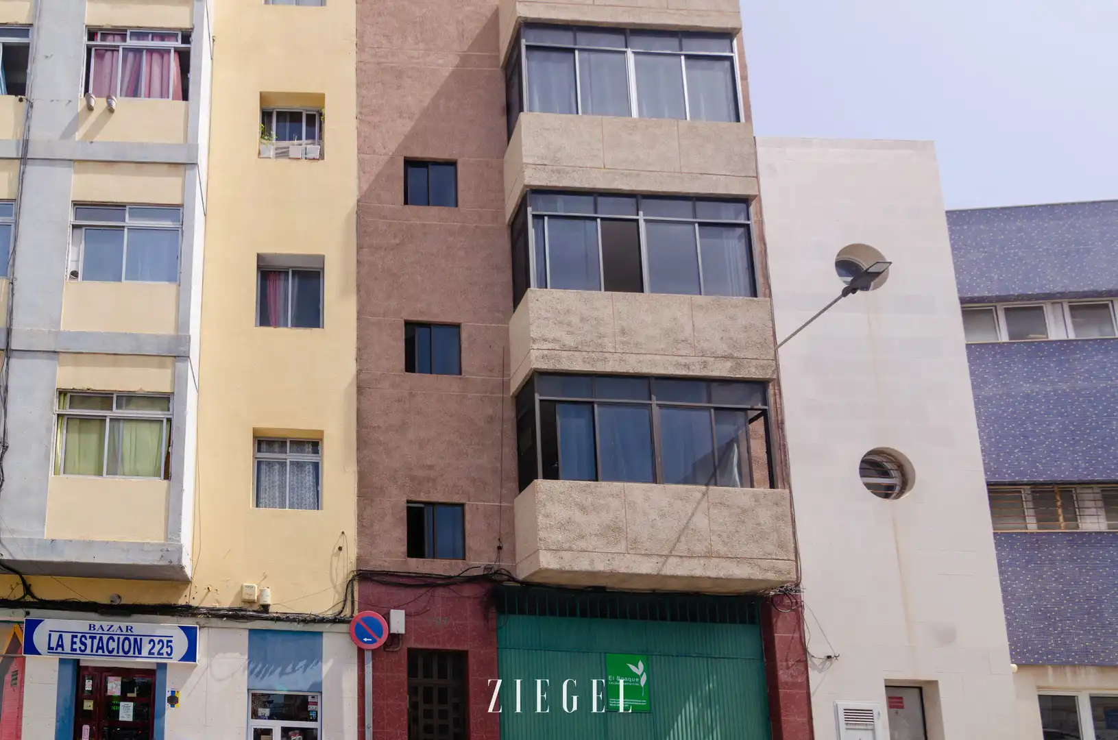 Exterior view of Flat for sale in Las Palmas de Gran Canaria  with Furnished