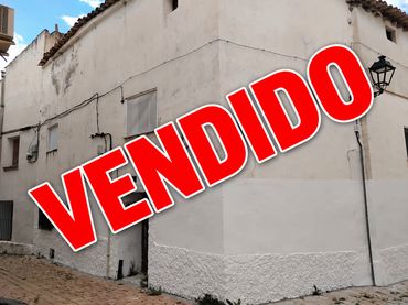 Casa rústica amb jardí en venda a Almonacid de Zorita