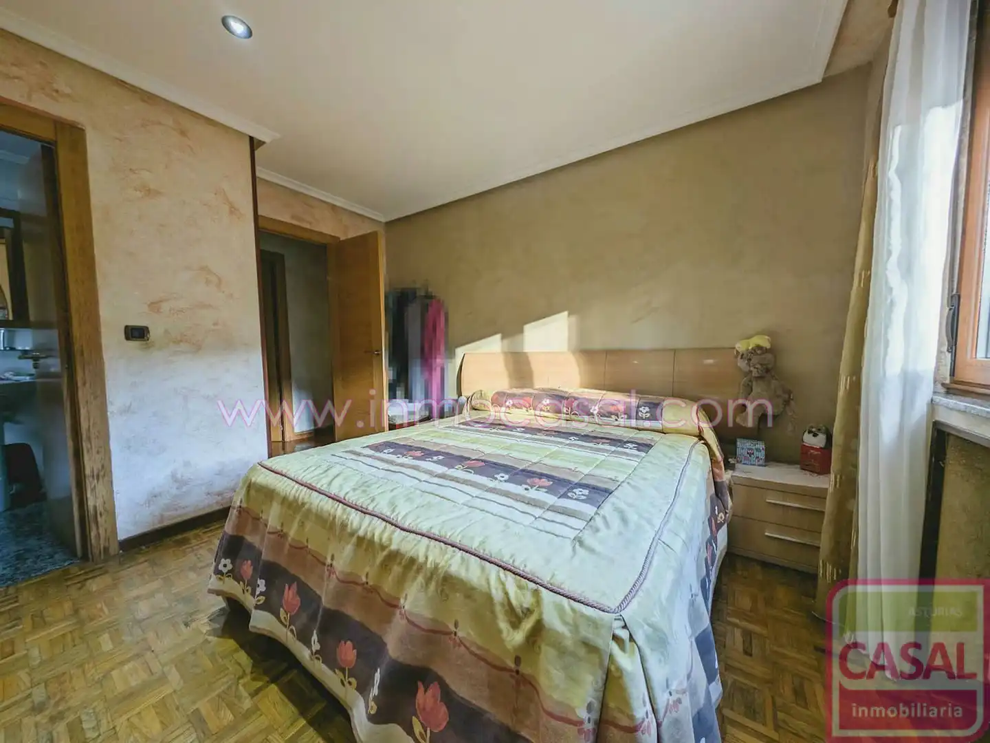 Dormitori de Casa o xalet en venda en Mieres (Asturias) amb Calefacció, Terrassa i Traster