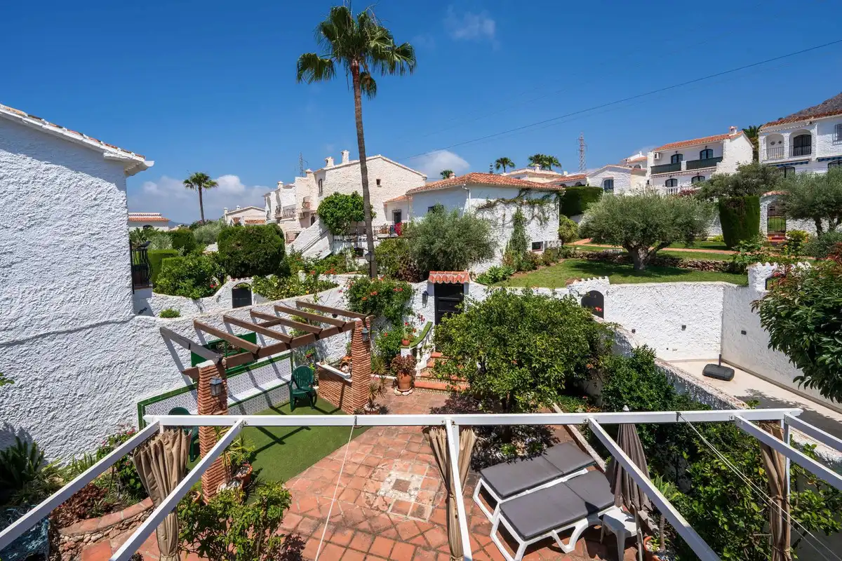 Garden of Detached homes for sale in Nerja  with Air Conditioner, Private garden and Terrace