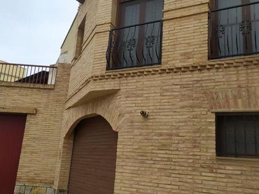 Casa con balcone in vendita a Alagón