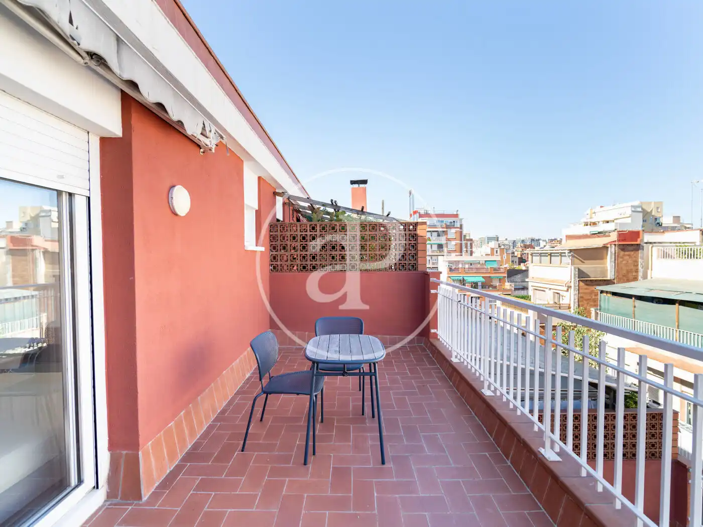 Terrasse von Dachboden zum Verkauf in L'Hospitalet de Llobregat mit Klimaanlage, Heizung und Terrasse