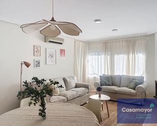 Living room of Flat to rent in Alicante / Alacant  with Air Conditioner and Balcony