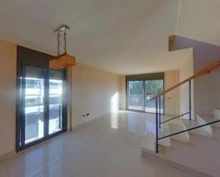 Duplex for sale in Torredembarra  with Air Conditioner, Heating and Private garden