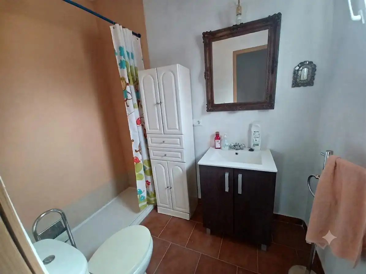 Bany de Residencial en venda en Montalvos