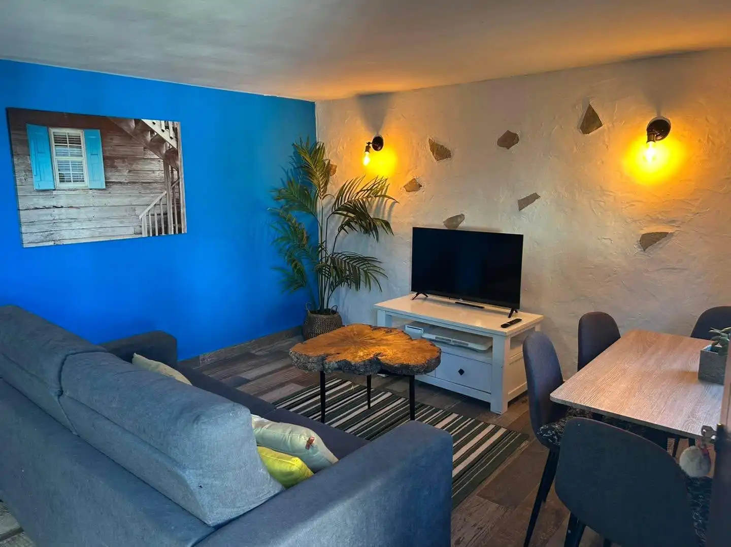 Sala de estar de Finca rústica en venta en Granadilla de Abona con Terraza, Piscina y Amueblado