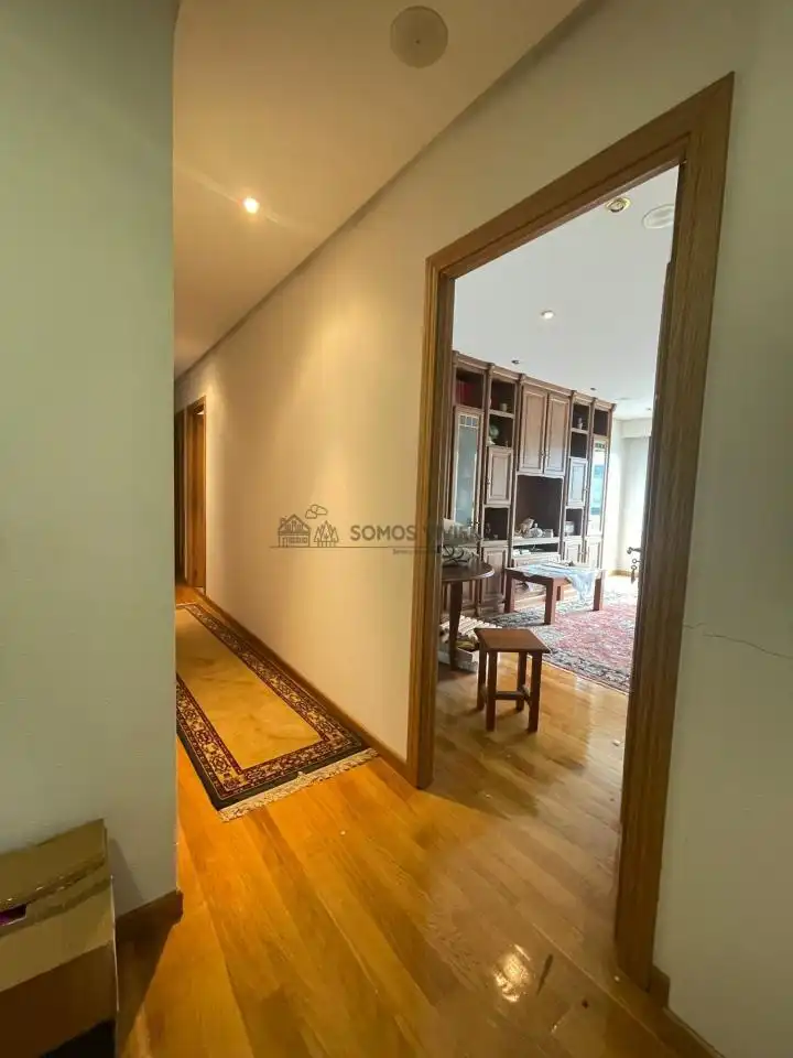 Piso en venta en Ourense Capital  con Calefacción y Terraza
