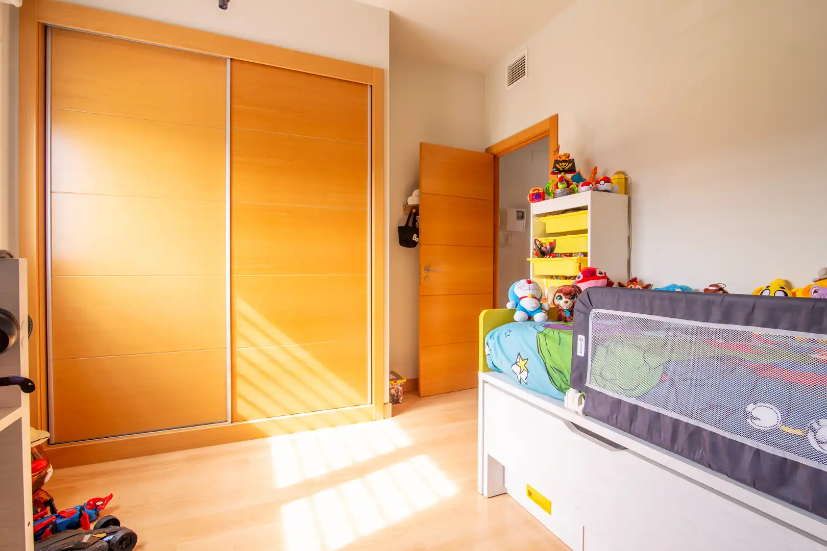 Bedroom of Houses for sale in Móstoles  with Air Conditioner, Heating and Terrace