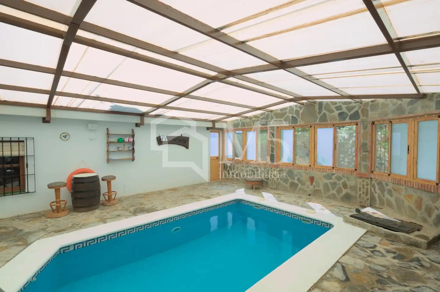Piscina de Finca rústica en venta en Sayalonga con Piscina