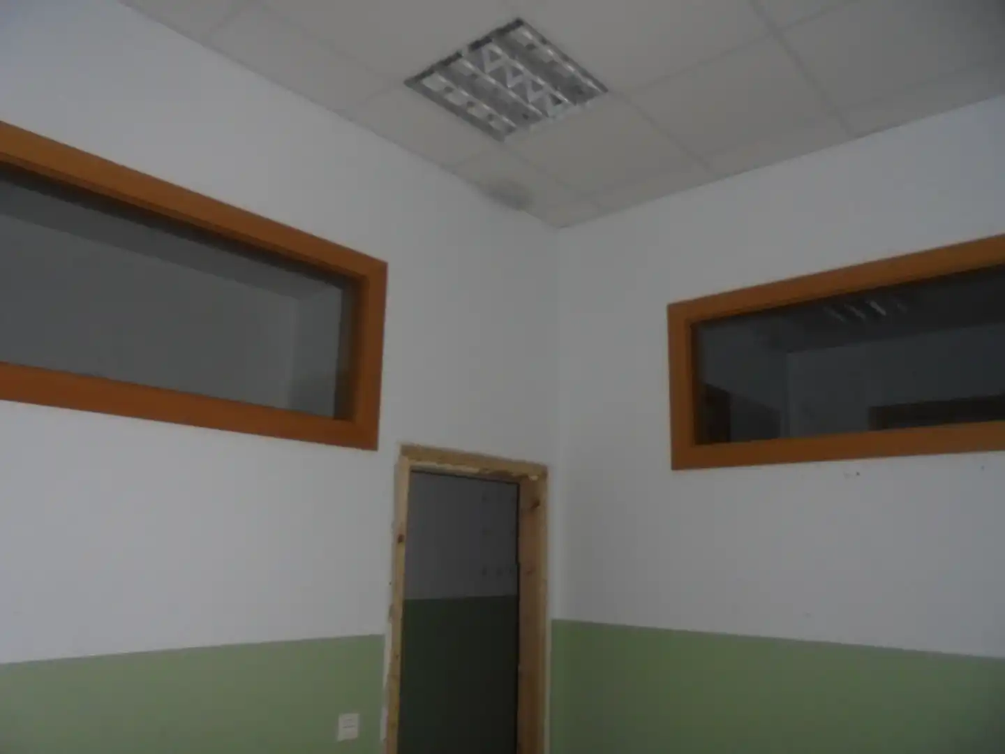 Commercial properties for rent in Calle Cabrales, 140, Ceares
