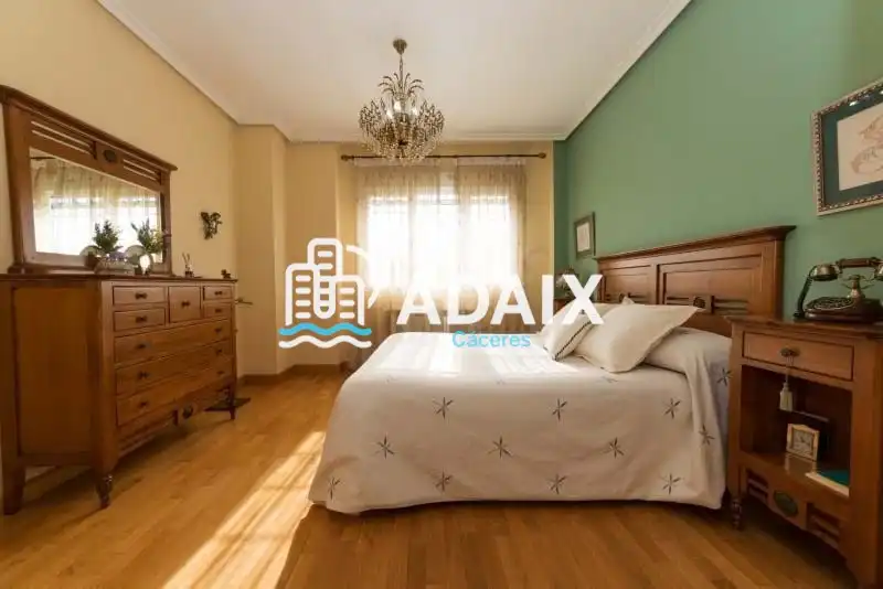 Chalet con piscina en venta en Calle Islas Cíes, imagen 16