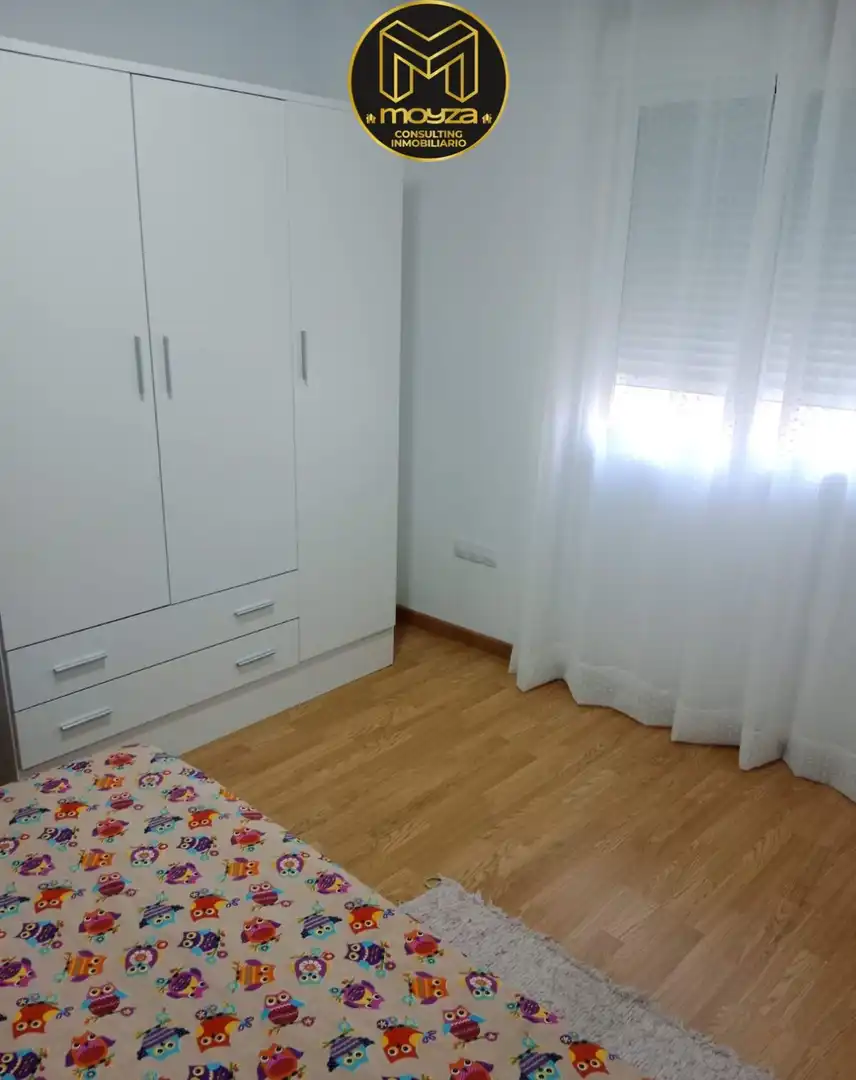 Bedroom of Flat for rent in Mancha Real  with Air Conditioner, Heating and Parquet flooring