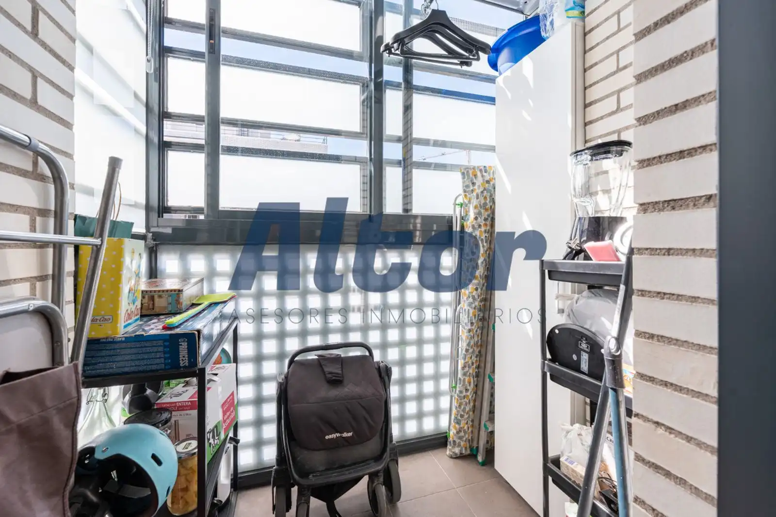 Balcony of Flat for sale in Madrid  with Air Conditioner, Heating and Terrace