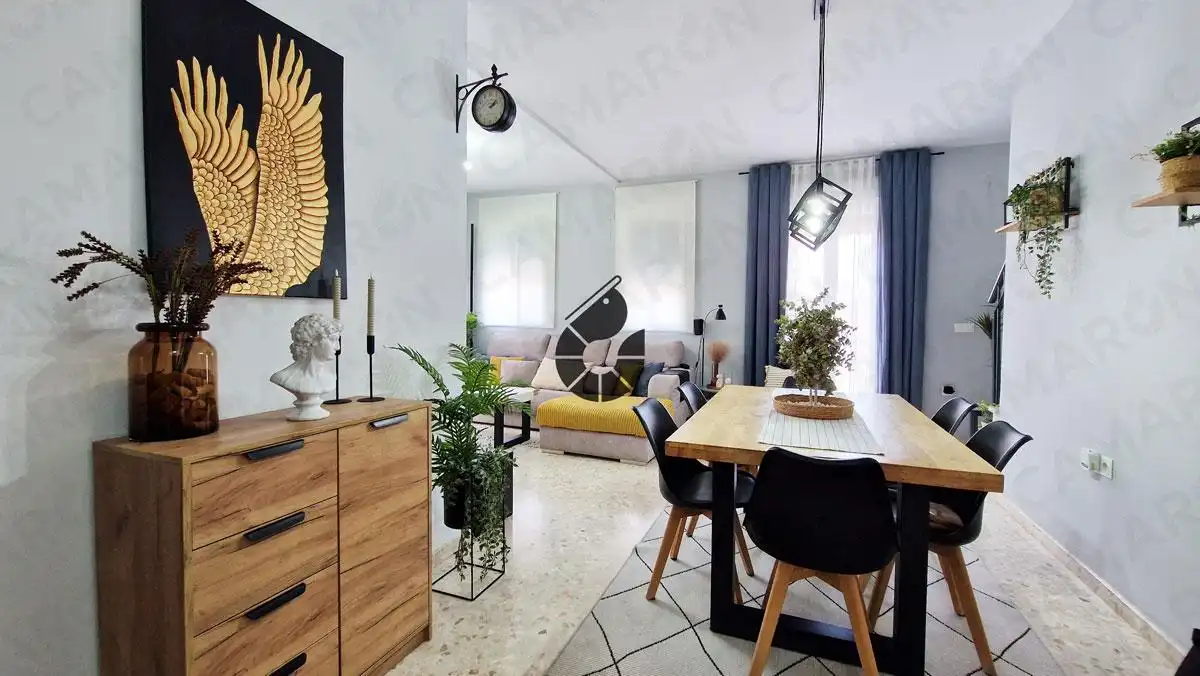Sala de estar de Piso en venta en Coria del Río con Aire acondicionado, Terraza y Balcón