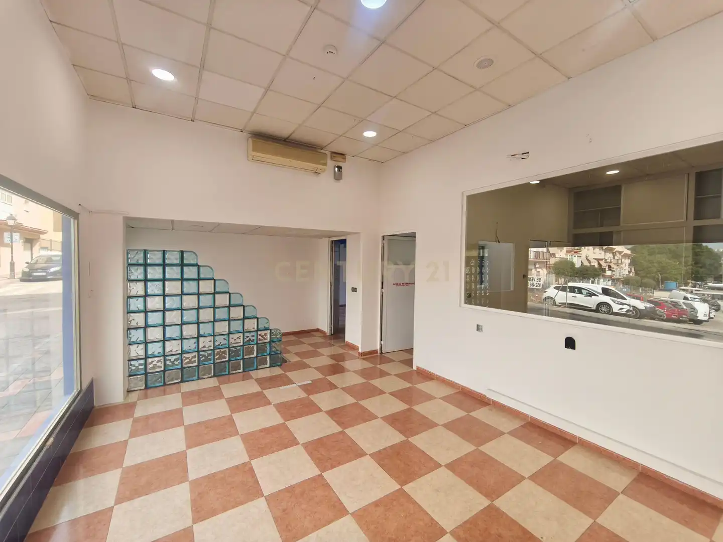 Commercial properties for sale in Mijas  with Air Conditioner and Alarm