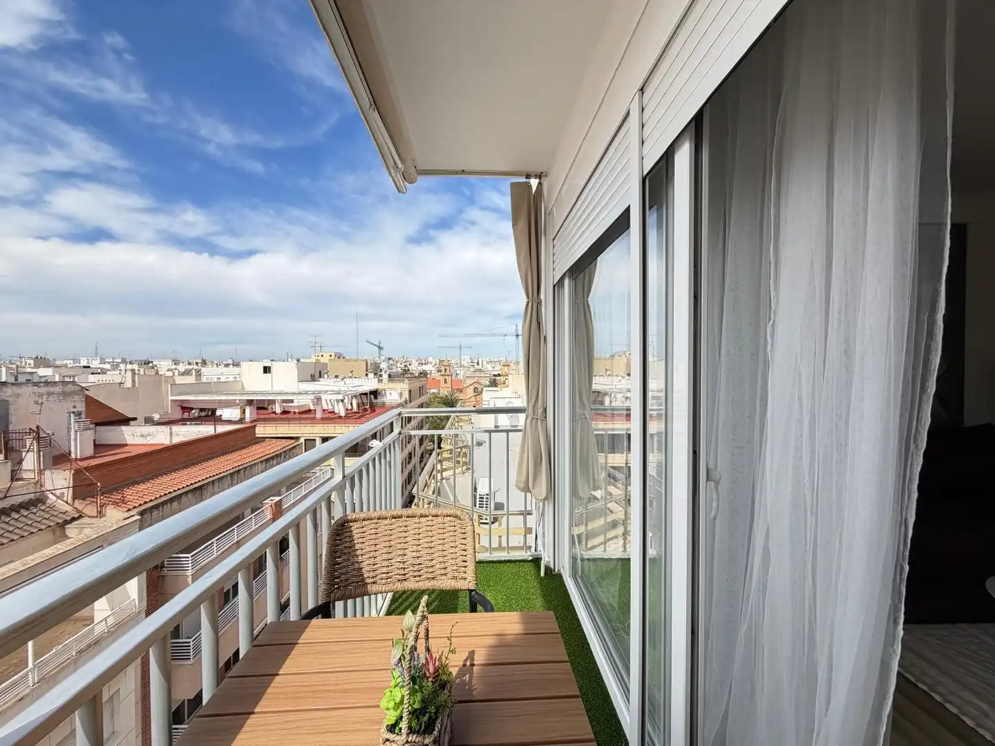 Terraza de Ático en venta en Torrevieja con Aire acondicionado, Calefacción y Amueblado