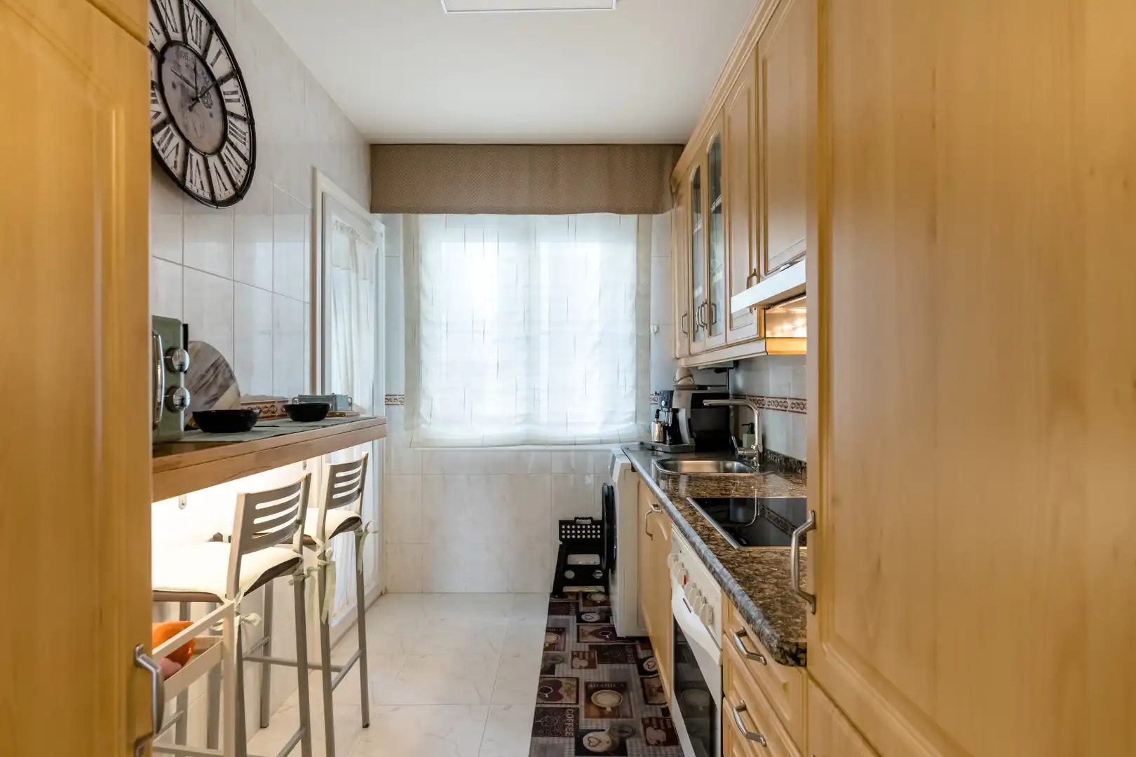 Cocina de Piso en venta en Oleiros con Calefacción, Parquet y Horno