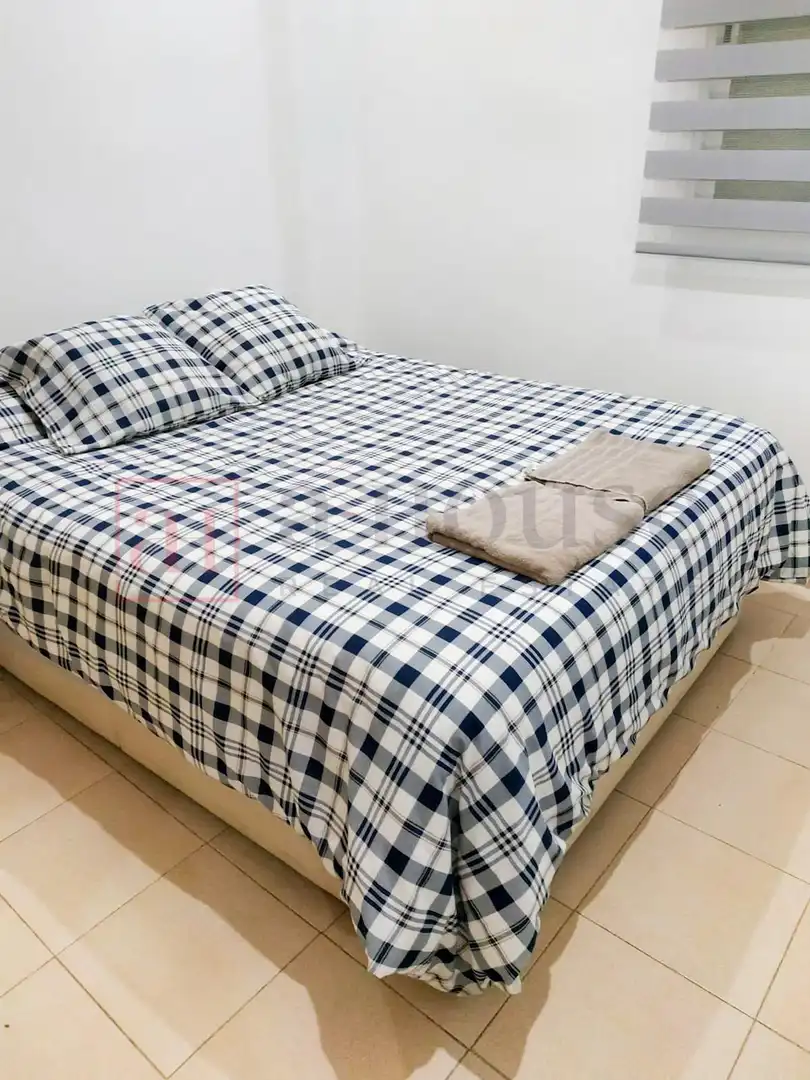 Habitación de Planta baja en venta en Madrid con Calefacción y Amueblado