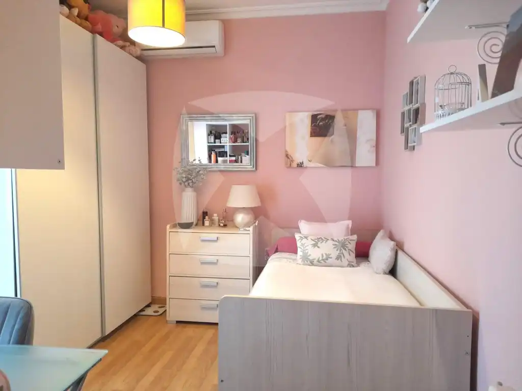 Dormitori de Casa o xalet en venda en Badajoz amb Aire condicionat, Jardí privat i Traster