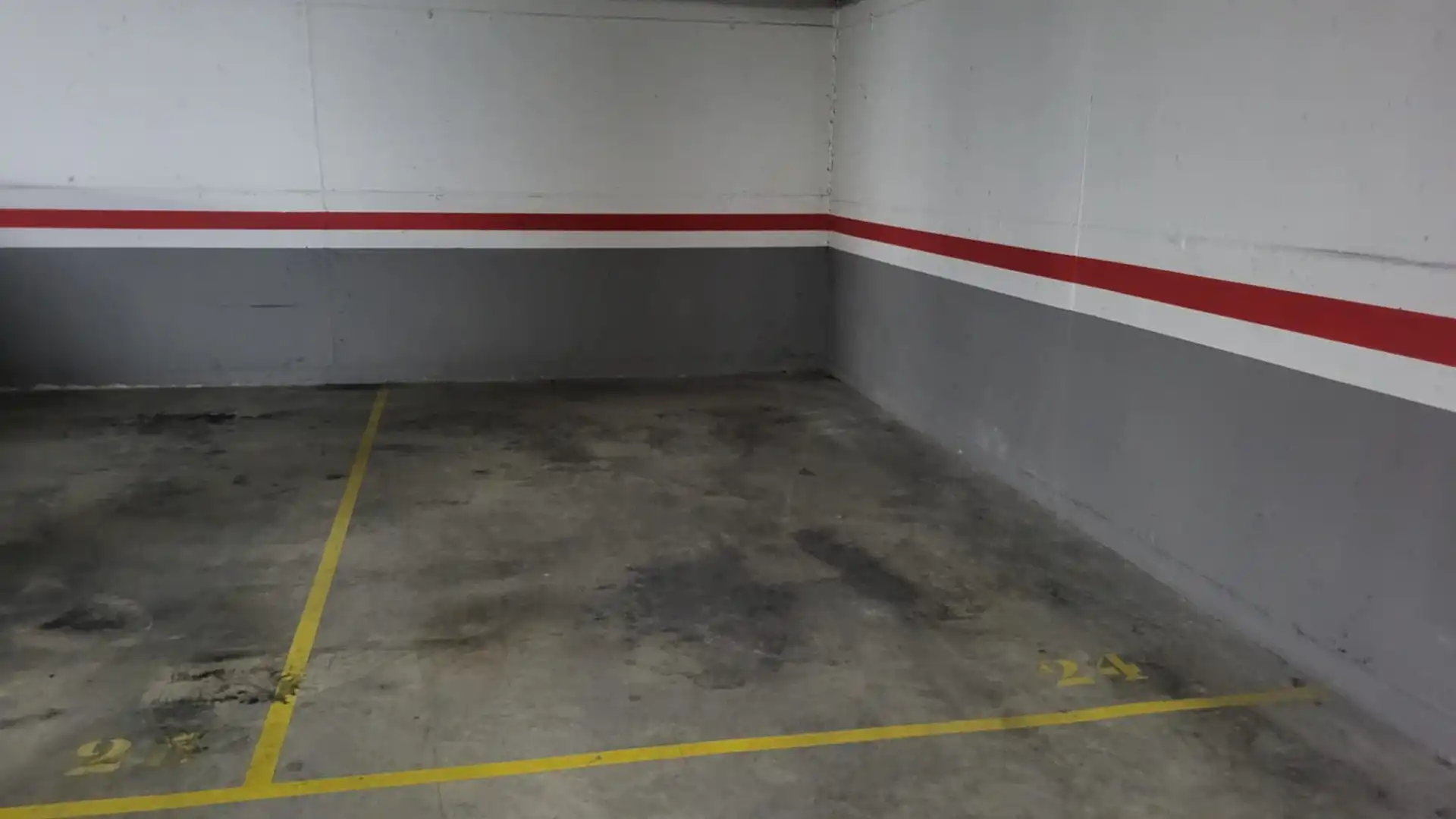 Einzelparkplatz zur Miete in Centre - Sant Oleguer, imagen 4