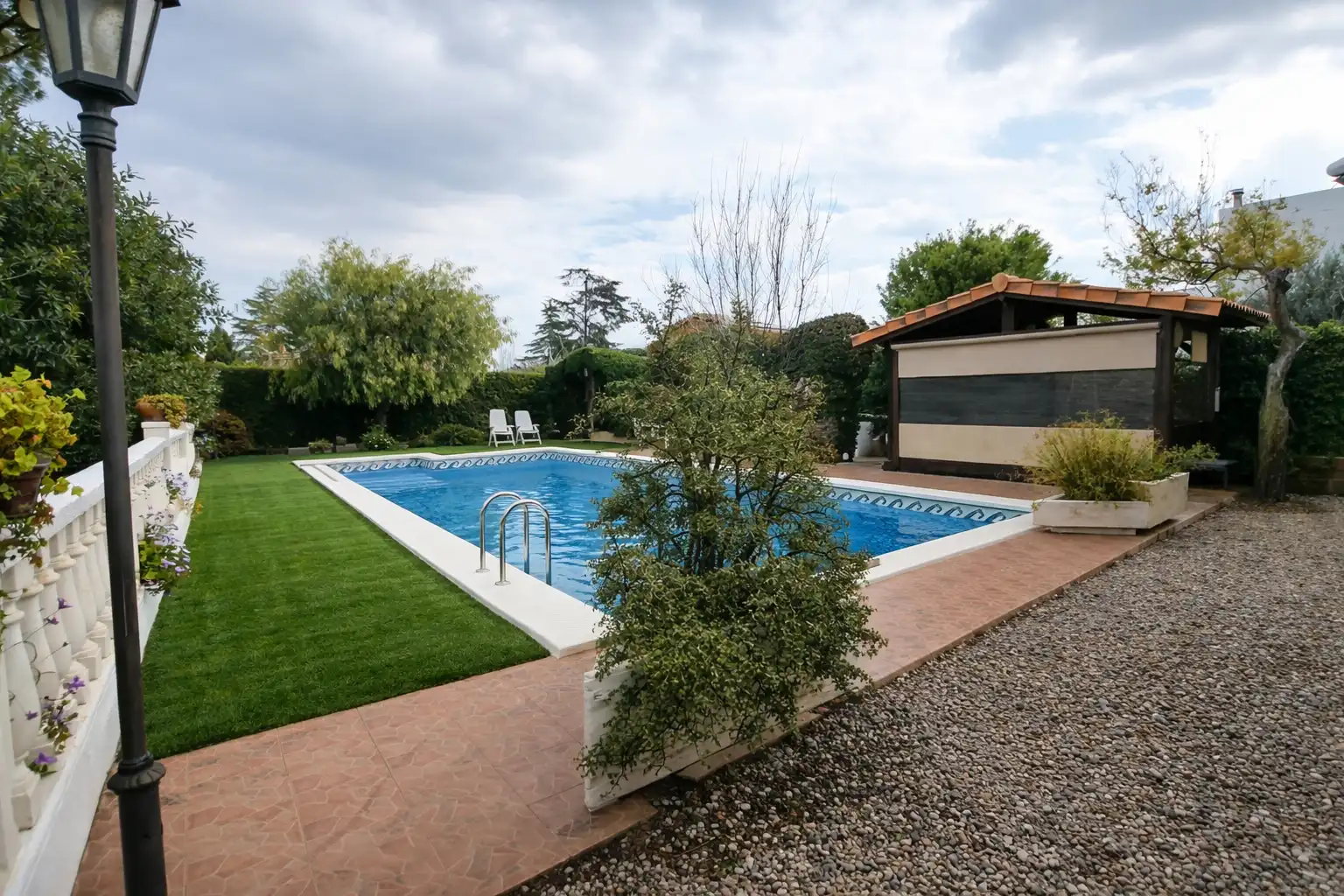 Piscina de Casa o xalet en venda en Vila-real amb Aire condicionat, Calefacció i Jardí privat