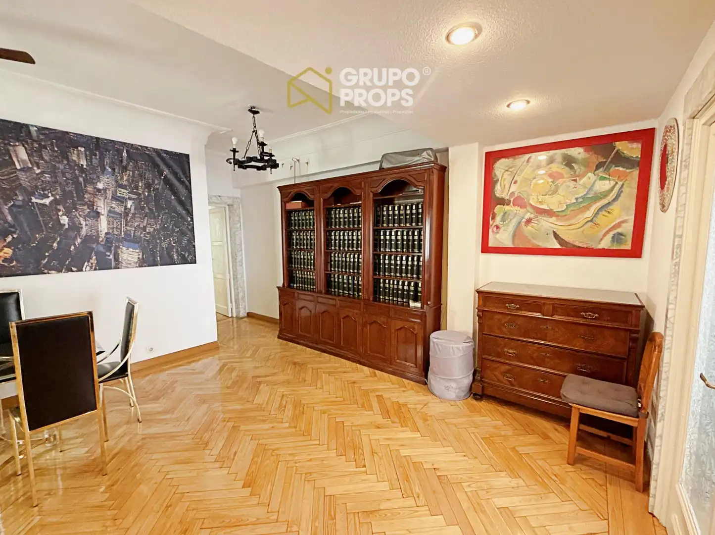 Sala de estar de Piso de alquiler en Madrid con Calefacción, Parquet y Amueblado