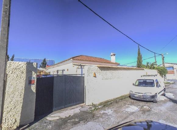 Casa-chalet en Venta en C/ Quejicos en Los Pinos