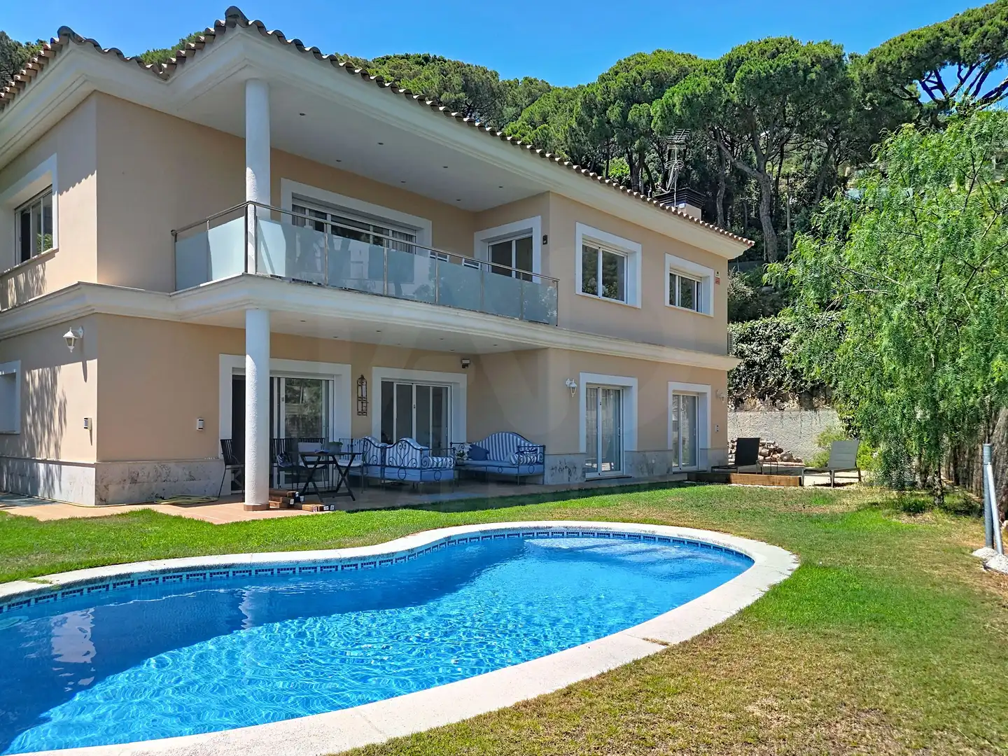 Vista exterior de Casa o chalet en venta en Premià de Dalt