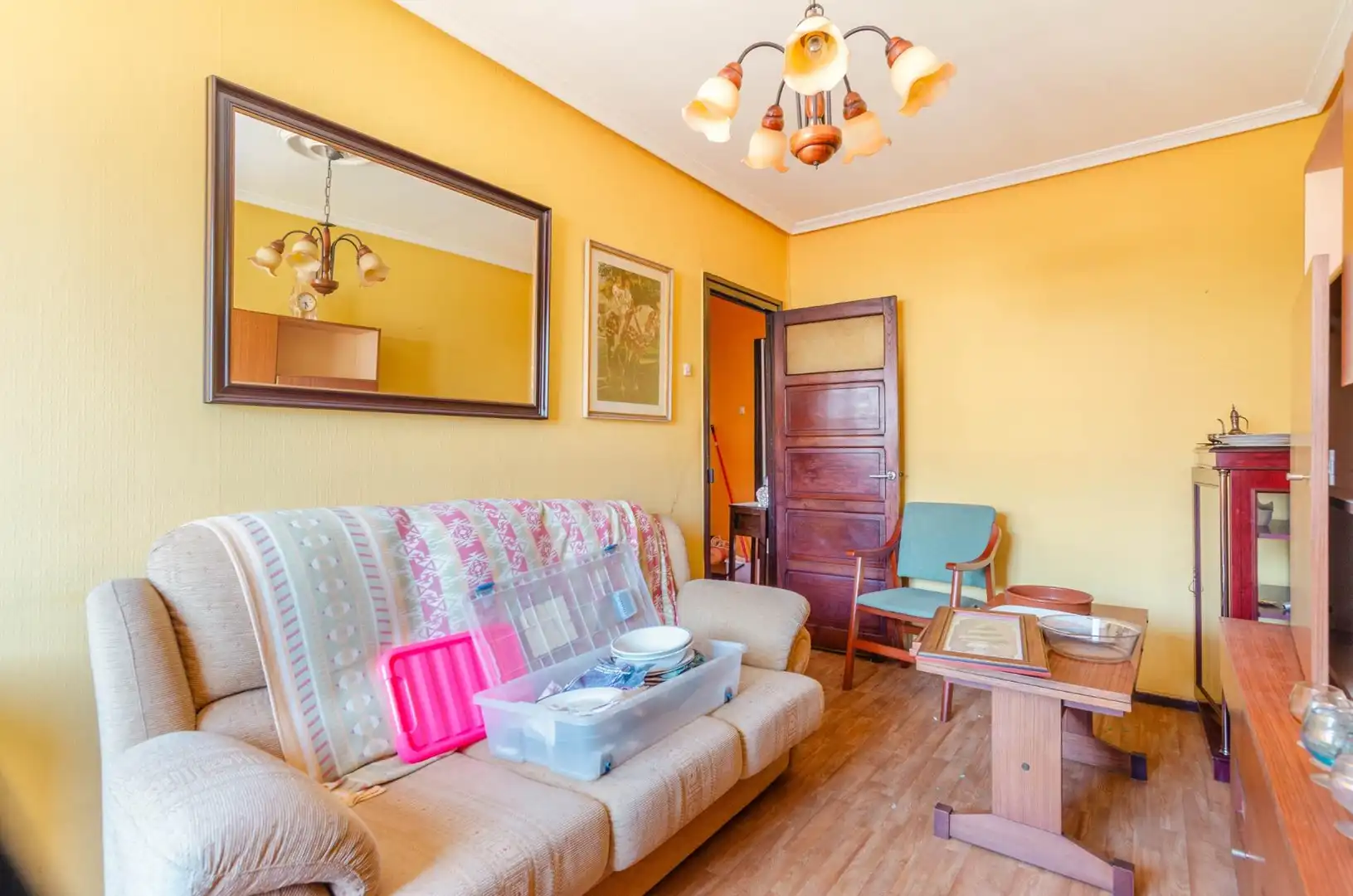 Wohnzimmer von Gebäude zum Verkauf in Oviedo 