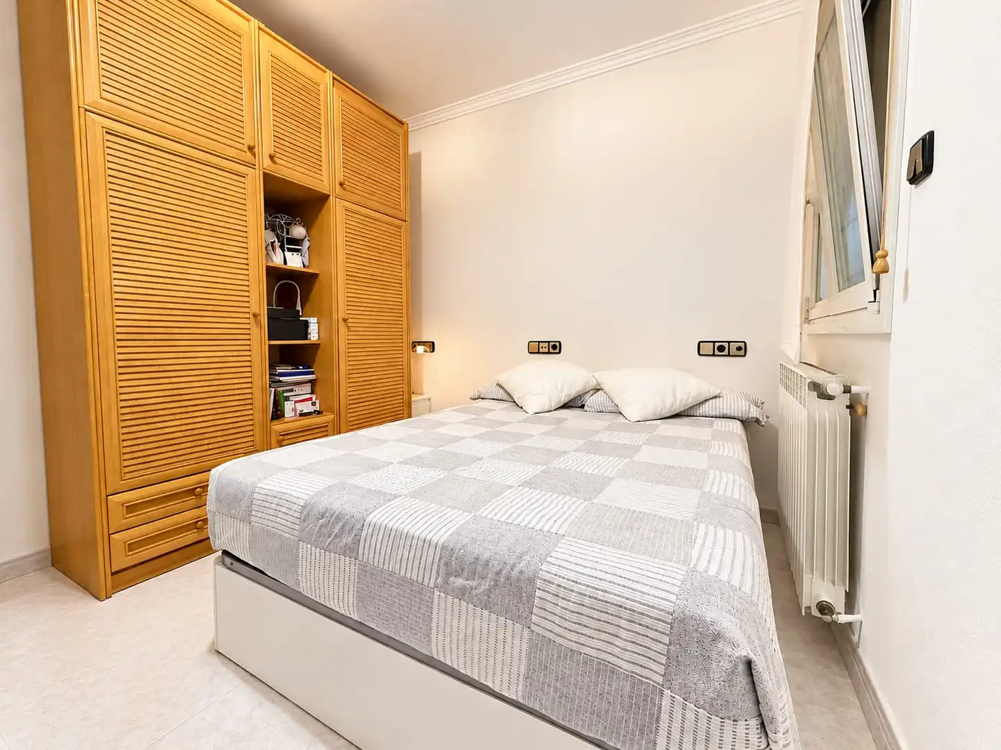 Piso con terraza en venta en Carrer Orient, imagen 12